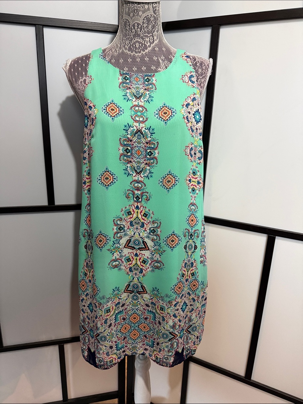 by & by Mint Green Sleeveless Printed Shift Dress